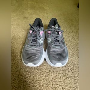 Womens Saucony Ride 15